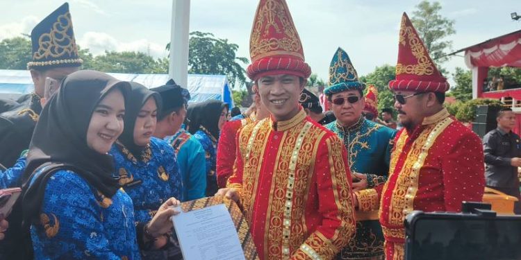 HUT Konut ke-19, 1.776 PPPK Paruh Waktu Terima SK Pengangkatan